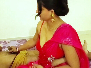 Riya Bhabhi saw her brother-in-law fighting and shaking and having sex