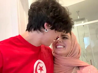 Alina Angel Loves to get Her Pussy Eaten
