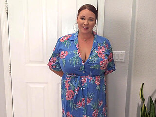 Dirty MILF Feeds Into Your Stepmommy Kink
