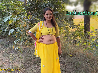 I unexpectedly ran into a beautiful Bhabhi in a deserted area, so I took her home to drop her off Hindi Audio IndianAlexaQueen