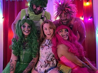 Lily Kink sucks under lights