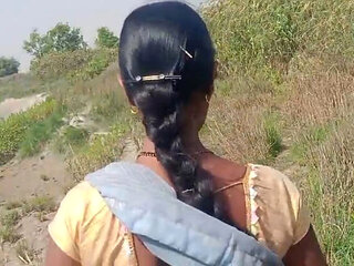 Desi Village Wife RadhaDevi Outdoor Hardcore Fuck - Indian Aunty Creampie Sex