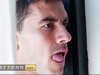 www.brazzers.xxx/gift - copy and watch full Lexi Luv video