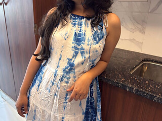 Morning Hote Hi Stepsister Ki Chudai Ker Di or Pussy per He Cum Nikal Diya