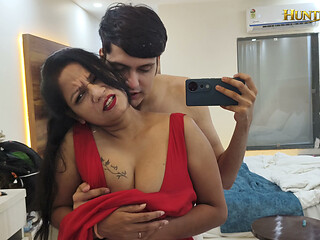 Big Boobs Bhabhi Ji in Red Saree Gets Fucked