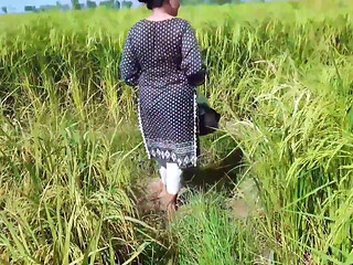 Mother-in-law let her son-in-law piss on her gorgeous legs