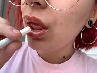 Close up Smoking with Lipgloss