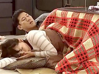 japanese cute house wife fuckin on the Bus and Man is l...