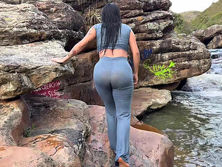 Sex on the river with a stranger while my friends wait for me